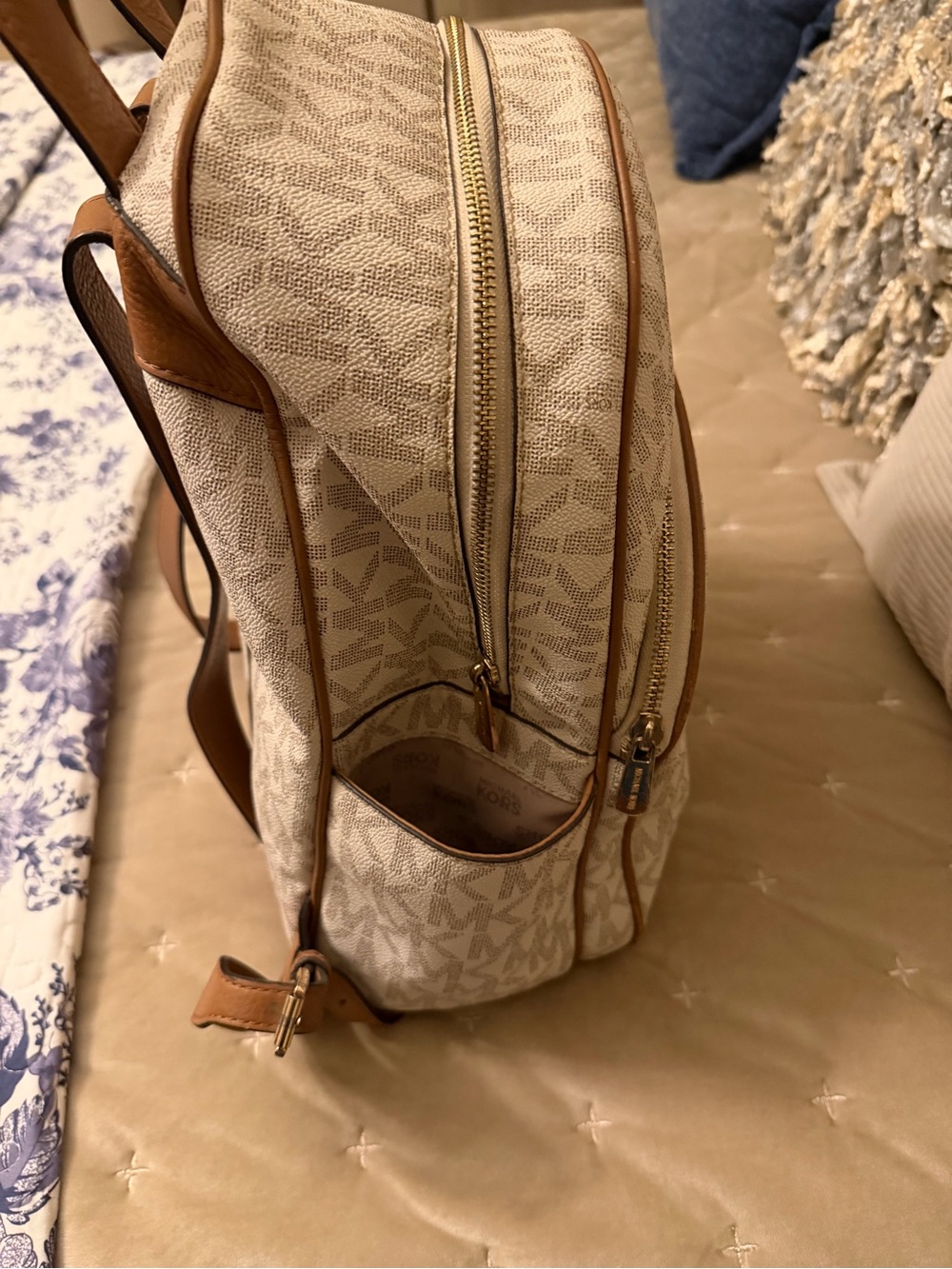 Michael Kors Cream & Brown Signature Mini Backpack - Picture 4 of 7